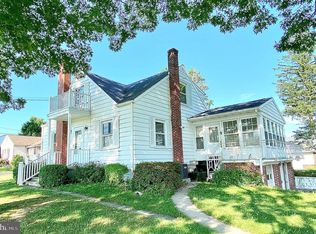 821 Lorane Rd, Reading, PA 19606