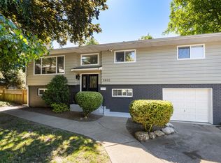 5802 Angus Pl, Surrey, BC V3S 4W5