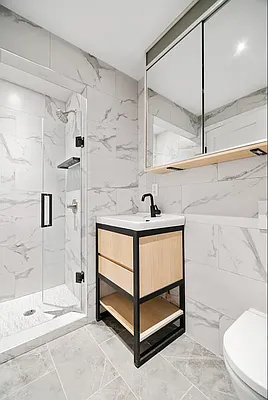 Rented by REAL New York | media 5