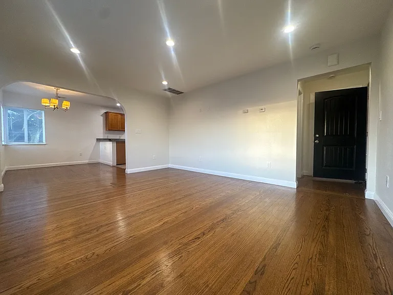 2685 Havenscourt Blvd — Photo 6