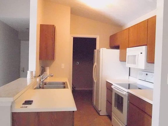 2nd image of 6600 Green Branch Dr #66007