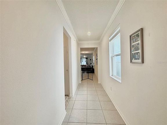 4th image of 1752 Deans Crossing Ln