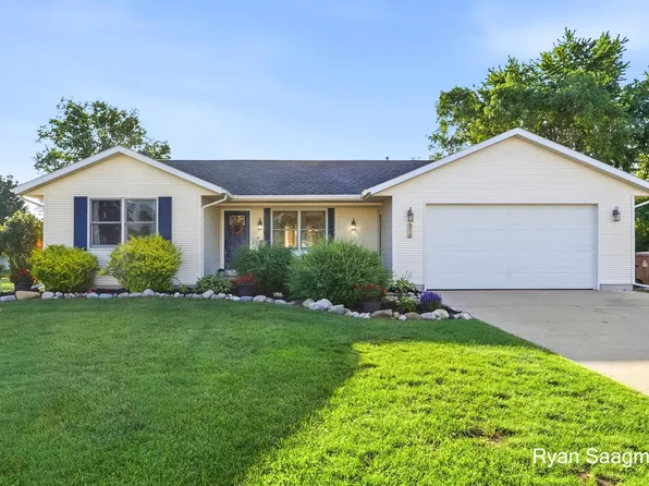 312 Maizie Ln, Sparta, MI 49345