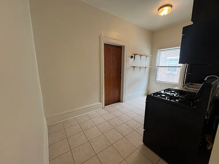 2604 Fremont Ave S #6 — Photo 6
