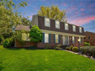 1749 Taper Dr, Pittsburgh, PA