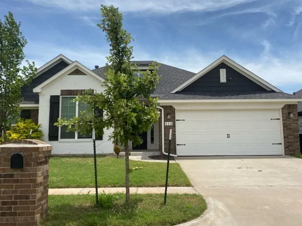 808 Scully Rd, Yukon, OK 73099