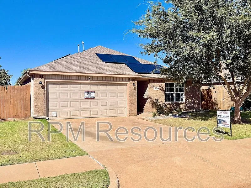 3 bed, 2.0 bath, 1413 sqft, $1,675 — Photo 4