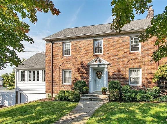 Another view of 19 Stratford