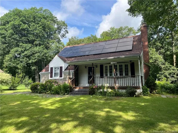 27 Smithfield Avenue, Meriden, CT 06451