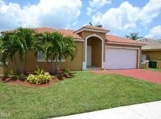 10040 SW 161st Pl, Miami, FL 33196