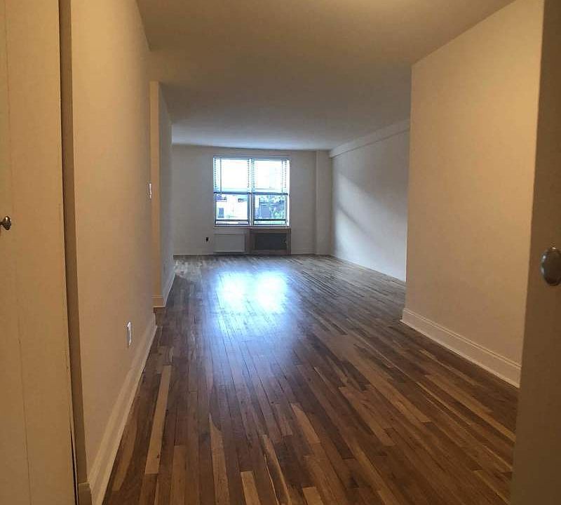 1st image of 14241 41st Ave APT 212