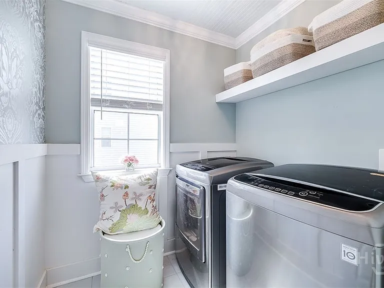 8 Bushwood Dr — Photo 47