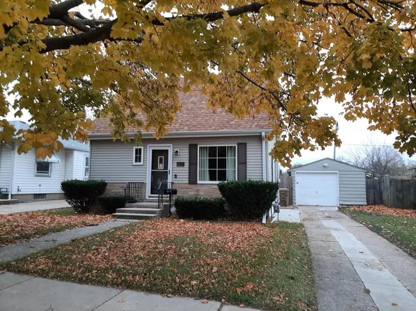 6037 51st AVENUE, Kenosha, WI 53142