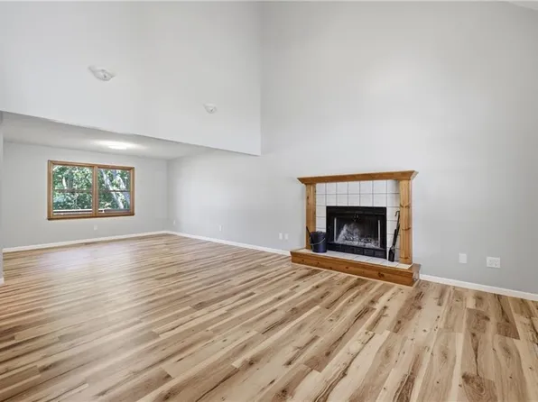 8517 NW 81st Ter, Kansas City, MO 64152