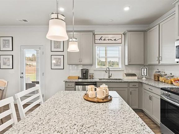 7th image of this home