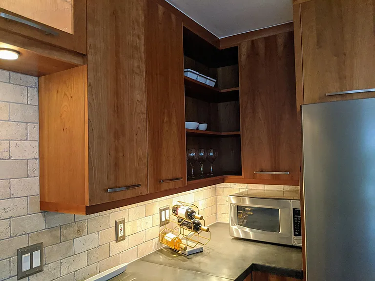 731 Pearl St — Photo 8