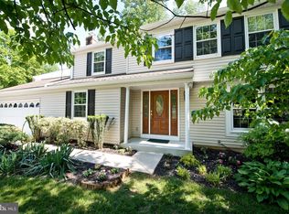 415 Golf Course Dr, Arnold, MD 21012