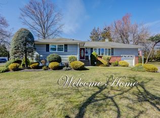75 Tudor Dr, Clark, NJ 07066