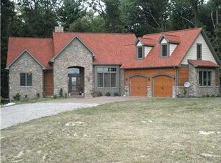 160 Martin Rd, Hookstown, PA 15050