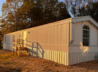 28 French Park Cv, Lexington, TN 38351