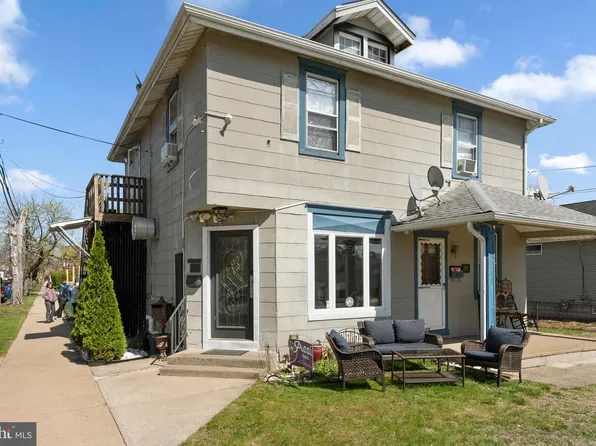 201 Rancocas Ave, Riverside, NJ 08075