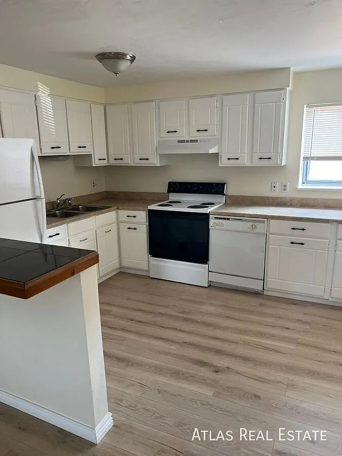 Unwrap Your New Home Before Christmas! — Photo 2
