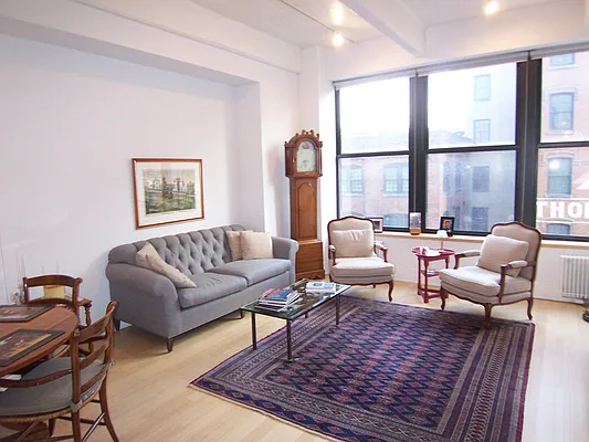Sold by Sotheby's International Realty | media 10