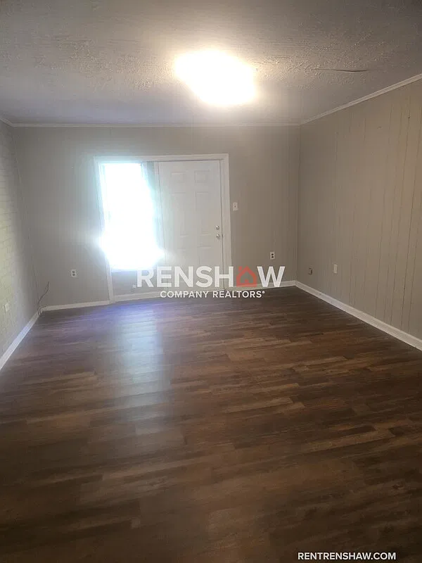 2 bed, 1.0 bath, 1000 sqft, $750 — Photo 2