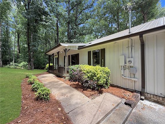 3rd image of 278 Evans Cook Rd