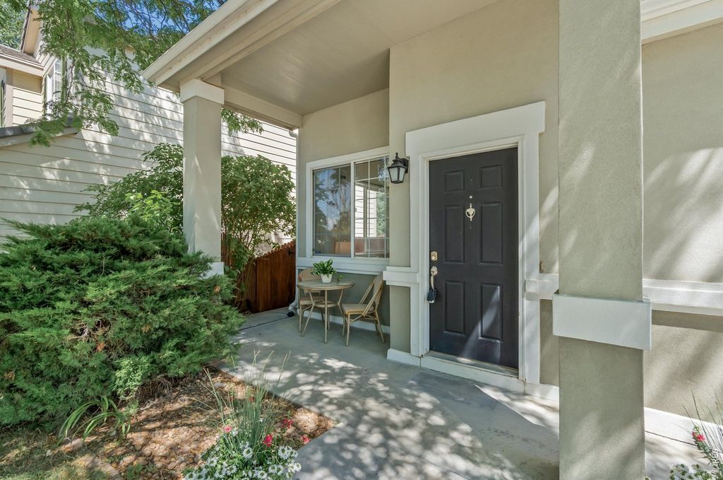3756 Gardenwall Ct