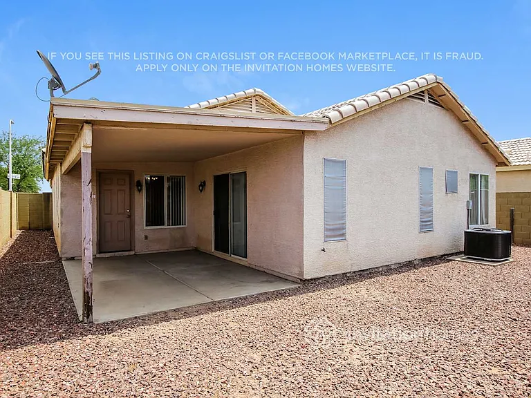 2046 N 90th Ln — Photo 16