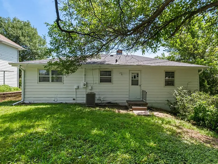 7214 Northridge Dr — Photo 20