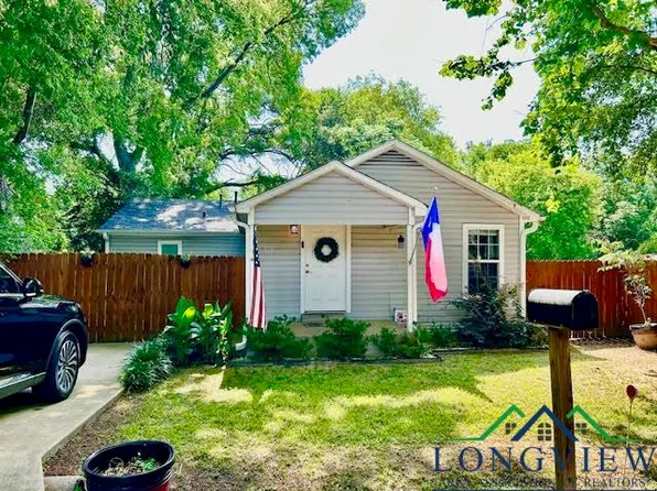 912 N 2nd St, Longview, TX 75601