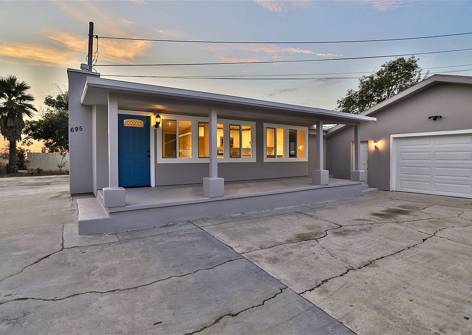 1st image of 695 Lado De Loma Dr