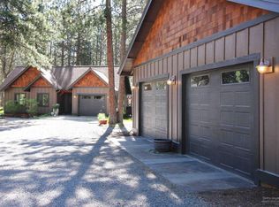 59962 Minnetonka Cir, Bend, OR 97702