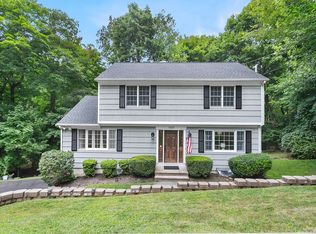 1320 Merritt St, Fairfield, CT 06825