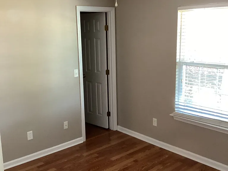 365 Creekside Dr — Photo 6