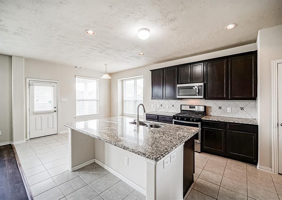 1st image of 13915 Lanier Shore Lane