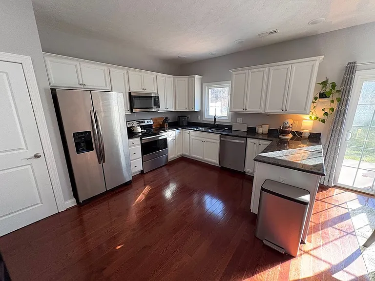 601 Spring Oaks Dr — Photo 10