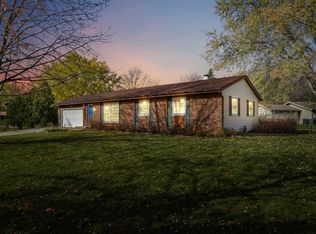 10 Coffey Cir, Madison, WI 53716
