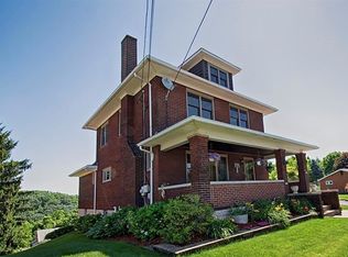 3020 Mount Troy Rd, Pittsburgh, PA 15212