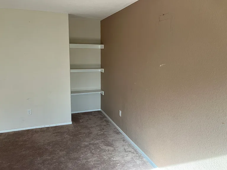 6605 SW Chestnut Hill Rd — Photo 9