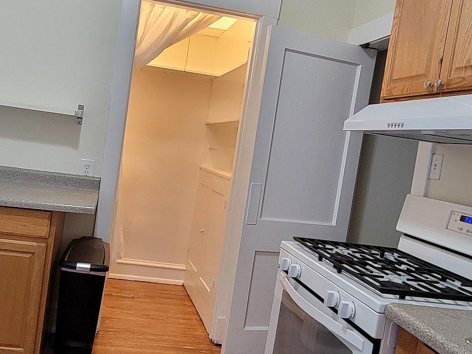 1st image of 1510 W Thome Ave #1F