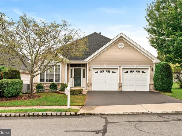 3 Arbor Ct, Trenton, NJ 08620
