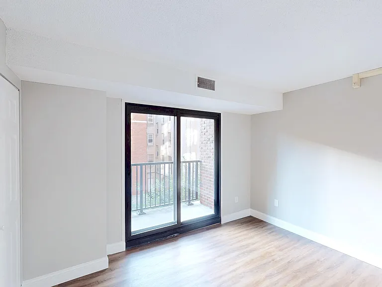 49 Marion — Photo 23
