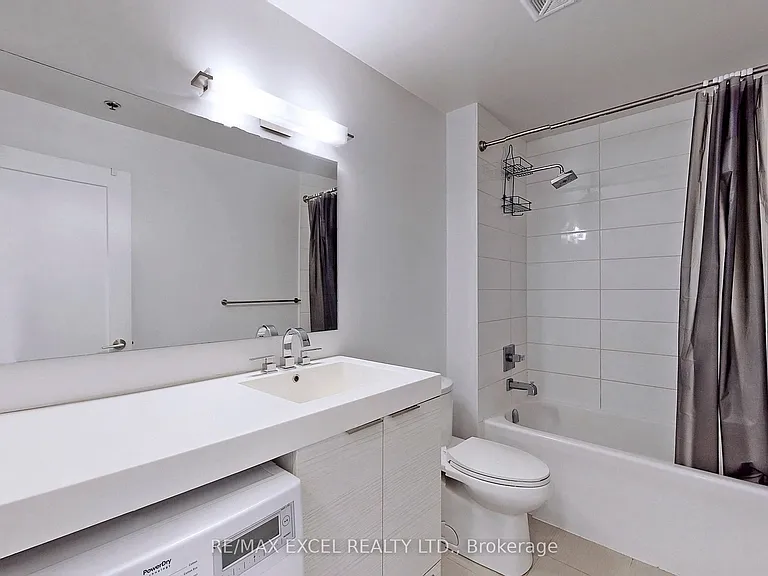 318 Richmond St W #2505 — Photo 17