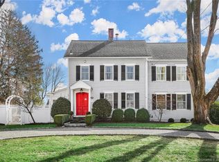100 Hollow Tree Ridge Rd, Darien, CT 06820