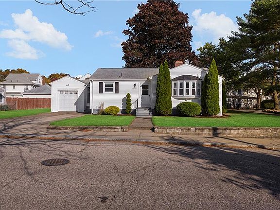 3rd image of 54 Westcott Ave