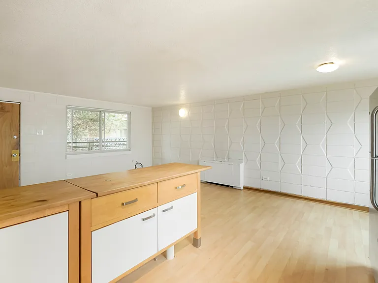 2860 W 32nd Ave — Photo 13