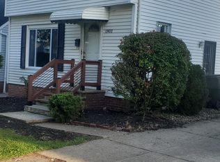 13400 Thraves Rd, Garfield Heights, OH 44125